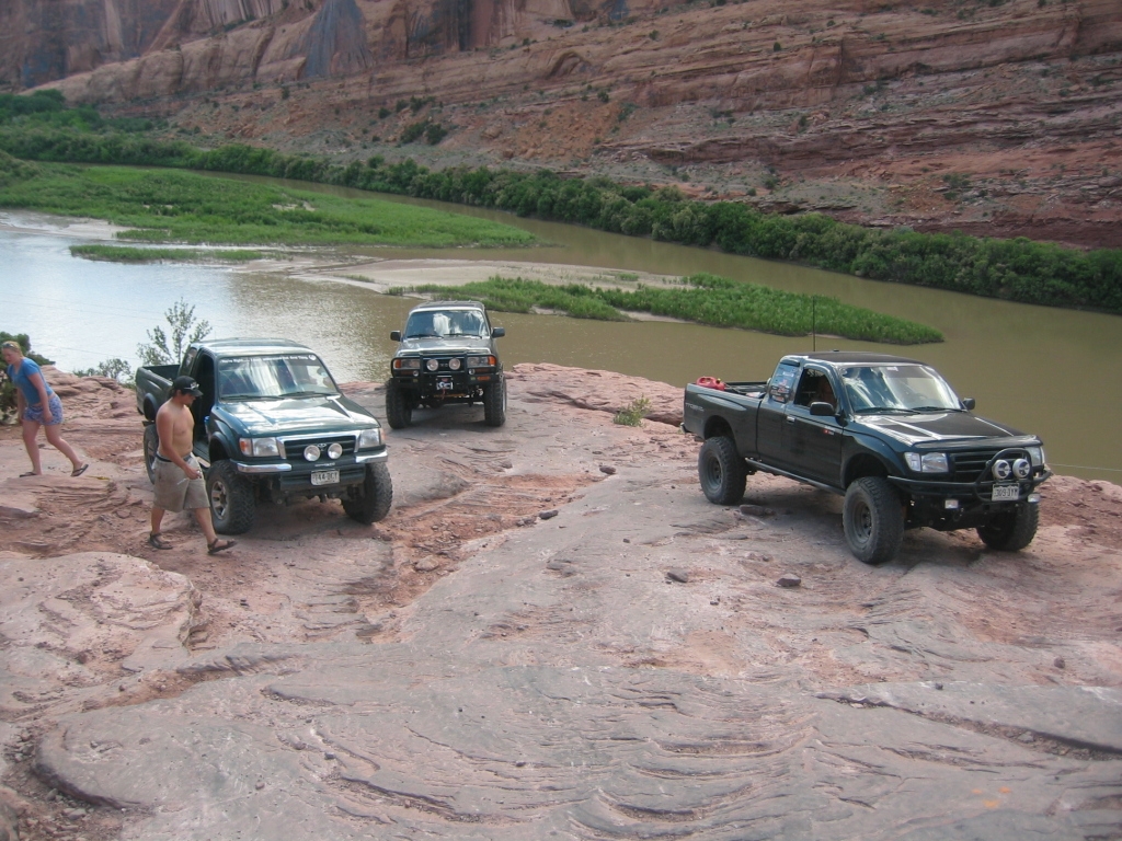 Moab Rim - Playing on the Edge