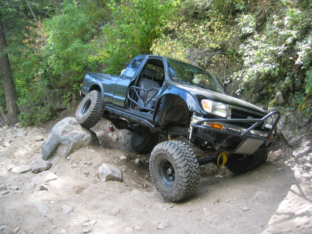 Labor Day Weekend 2005 - Josh flexing his stuff